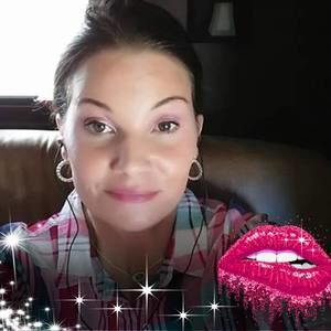 Meet your Posher, Pamela